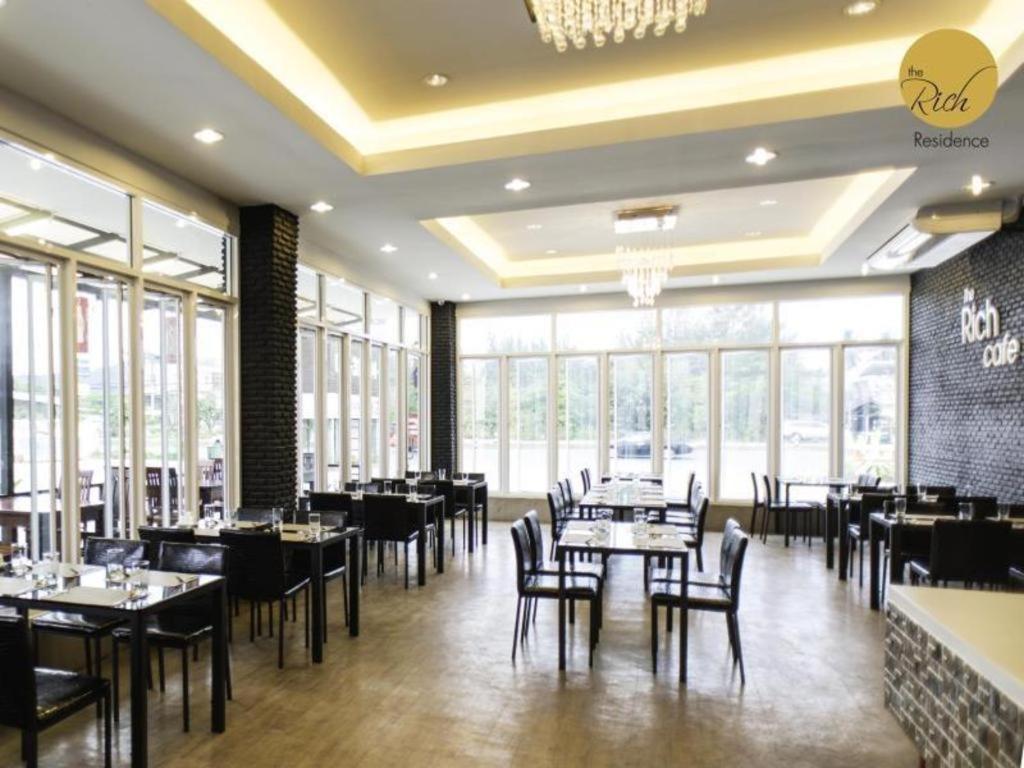 เดอะริช เรสซิเดนซ์ Hotel สุราษฎร์ธานี ภายนอก รูปภาพ