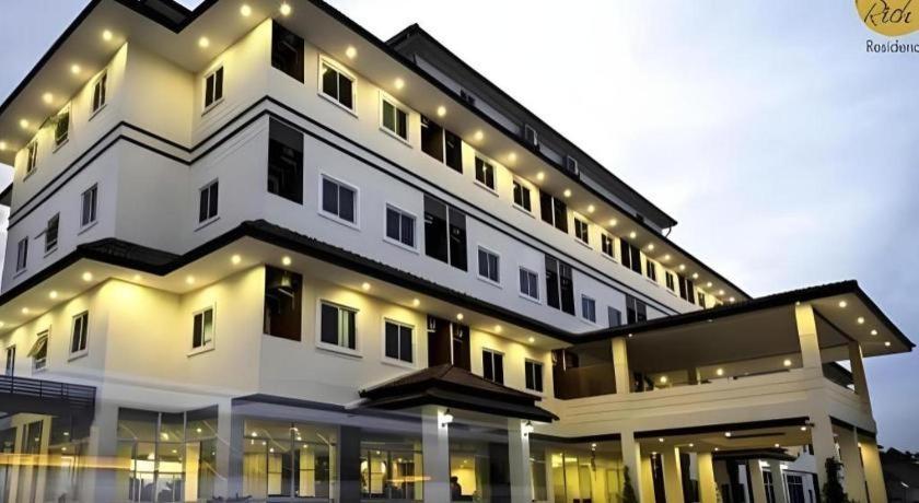 เดอะริช เรสซิเดนซ์ Hotel สุราษฎร์ธานี ภายนอก รูปภาพ