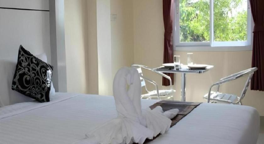 เดอะริช เรสซิเดนซ์ Hotel สุราษฎร์ธานี ภายนอก รูปภาพ