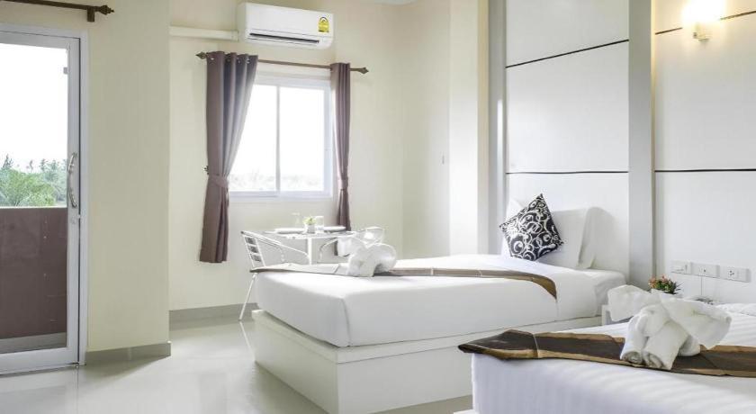 เดอะริช เรสซิเดนซ์ Hotel สุราษฎร์ธานี ภายนอก รูปภาพ